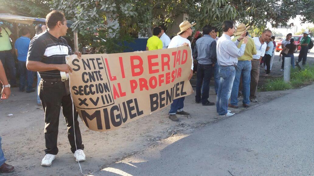 Protestará este viernes la CNTE en Las Guacamayas - Quadratín Michoacán
