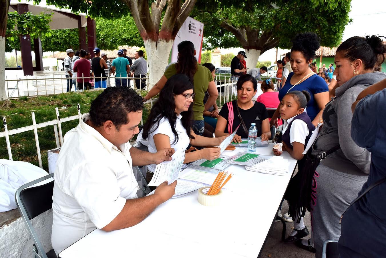 Busca brigada educativa en Jiquilpan reducir analfabetismo y ... - Quadratín Michoacán