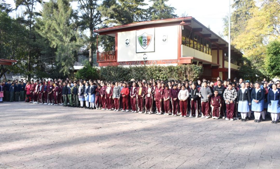 Rehabilitarán escuela secundaria federal 2 en Morelia Rehabilitarán escuela secundaria federal 2 en Morelia