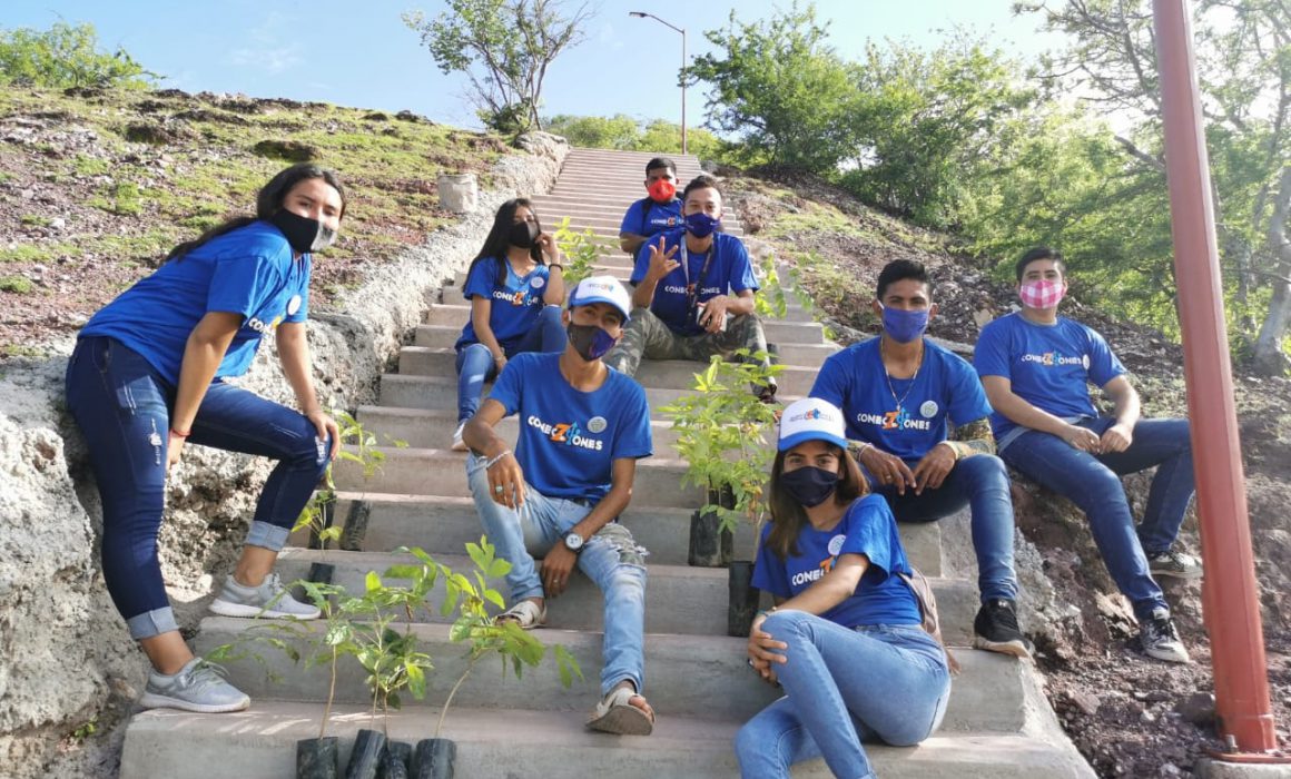 Arranca Ijumich Mes de la juventud con reforestación - Quadratín Michoacán