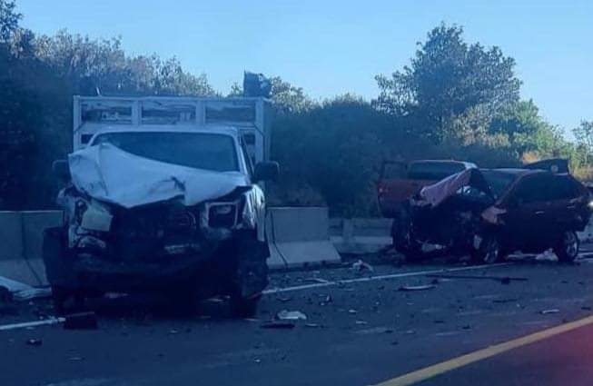Choque en la Siglo 21 deja 2 muertos - Quadratín Michoacán