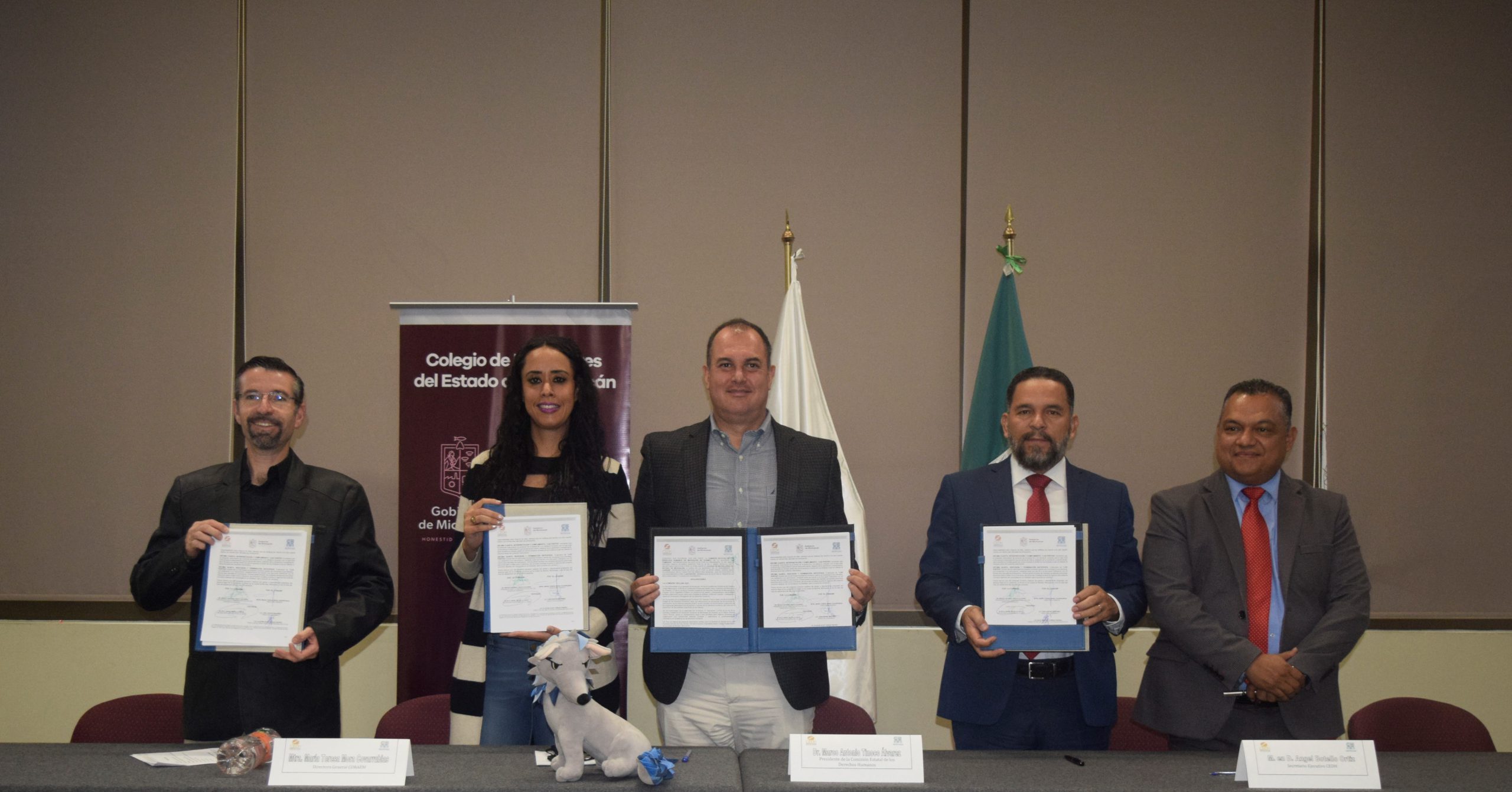 Signan la CEDH y el Cobaem un convenio de colaboración - Quadratín ...