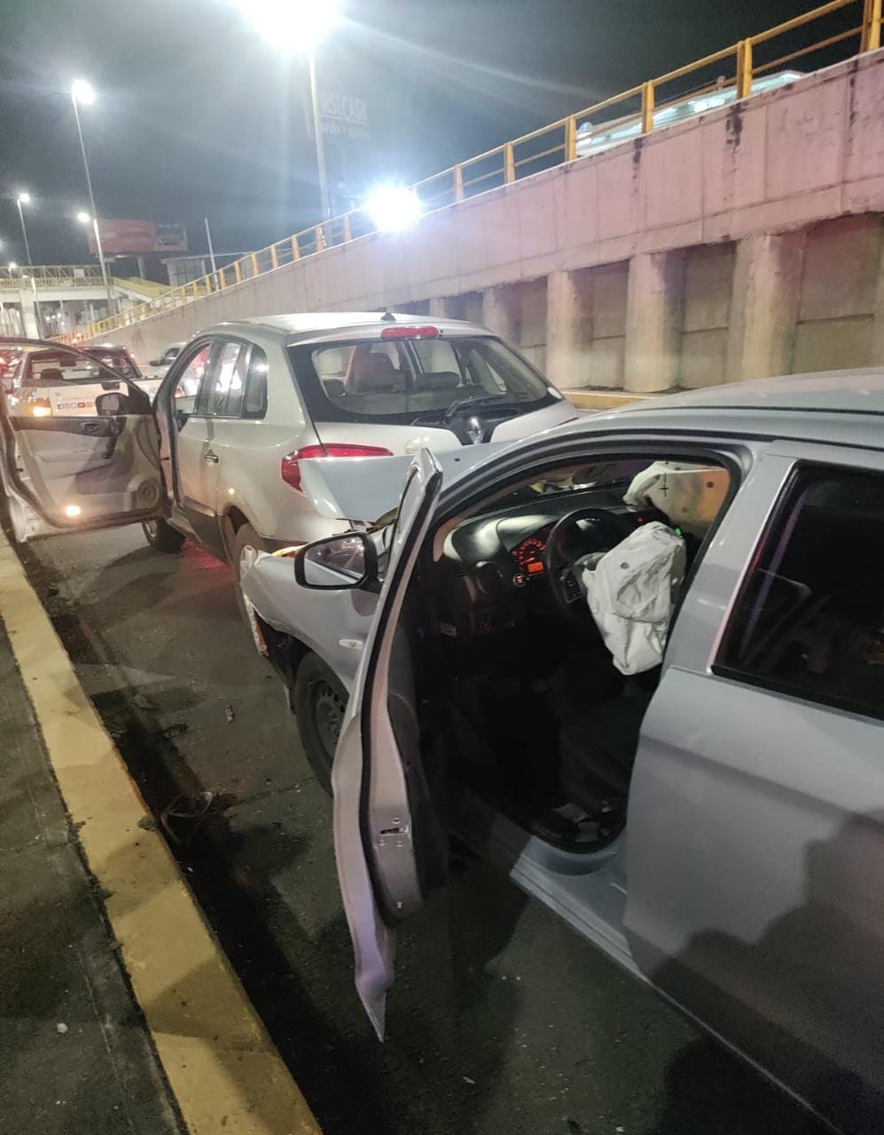 Morelia: un lesionado deja carambola en túnel de salida a Charo ...