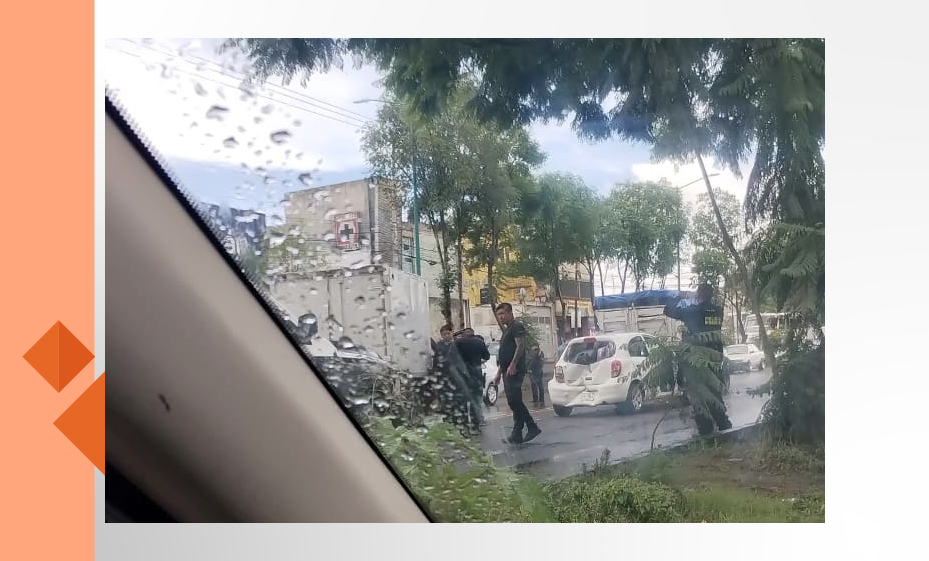 Cuatro autos involucrados en carambola en la salida a Quiroga, Morelia ...