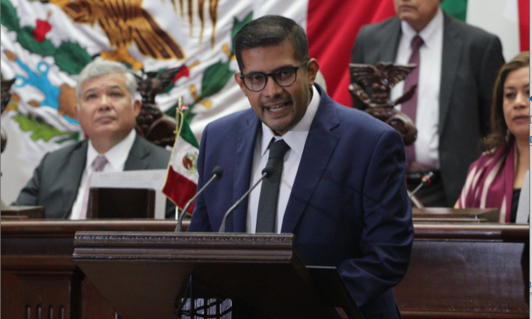 Diputado Conrado Paz, de independiente al Verde y ahora al PRD