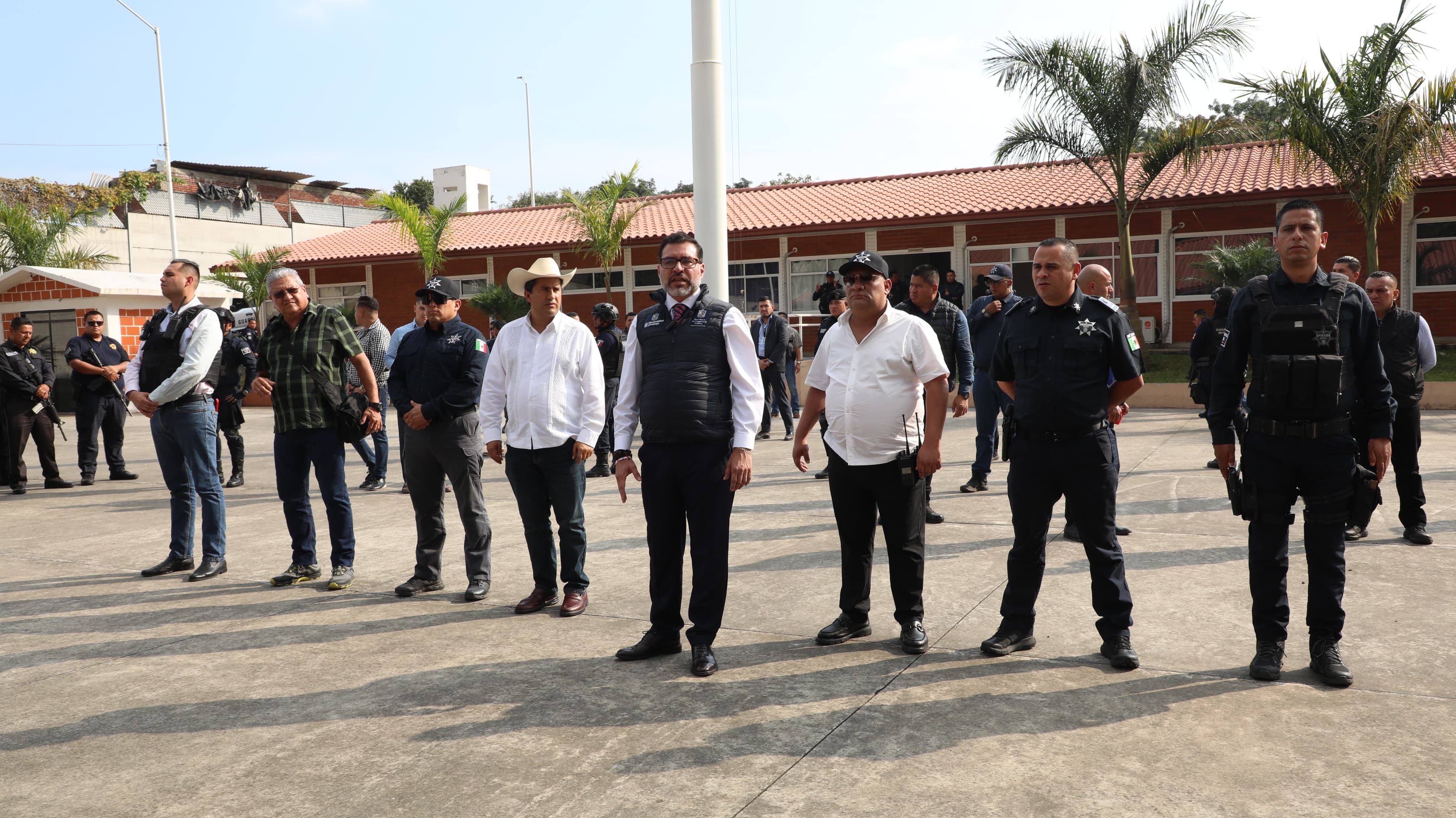 Arrancan SSP y Policía Uruapan operativo de seguridad por aire y tierra ...