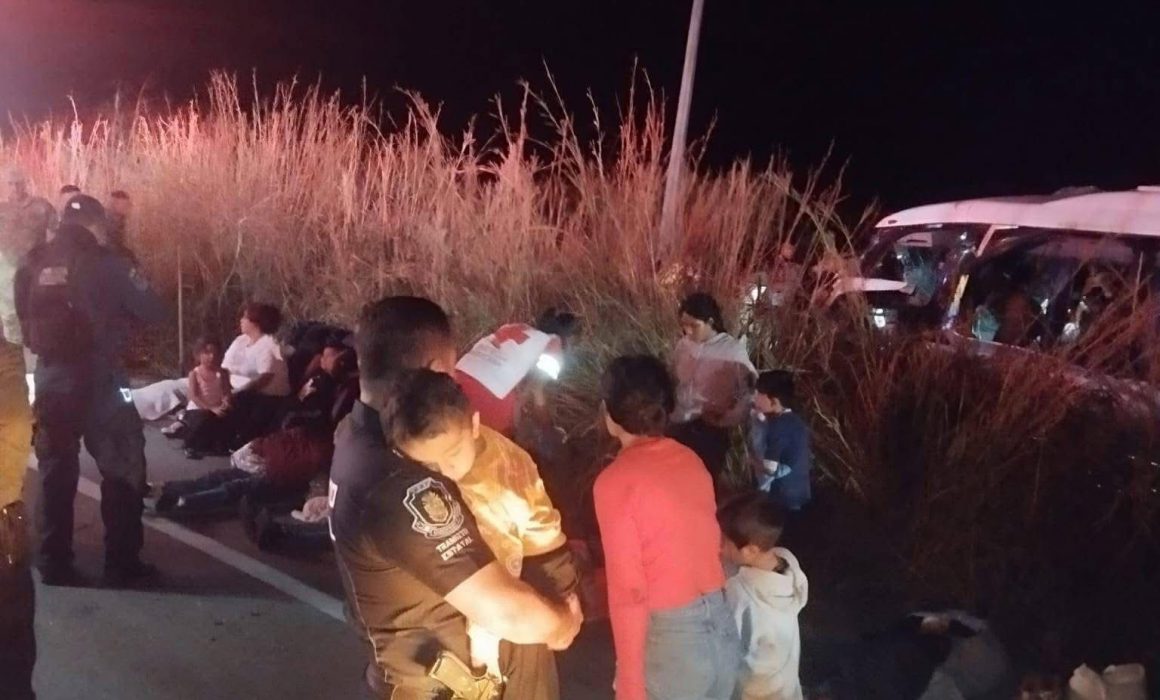 Guerrero: 2 muertos y 40 heridos tras accidente de autobús en Tecpan ...