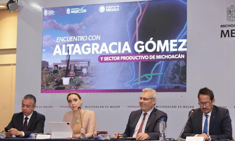 Van Ramírez Bedolla y Altagracia Gómez por el desarrollo de Morelia