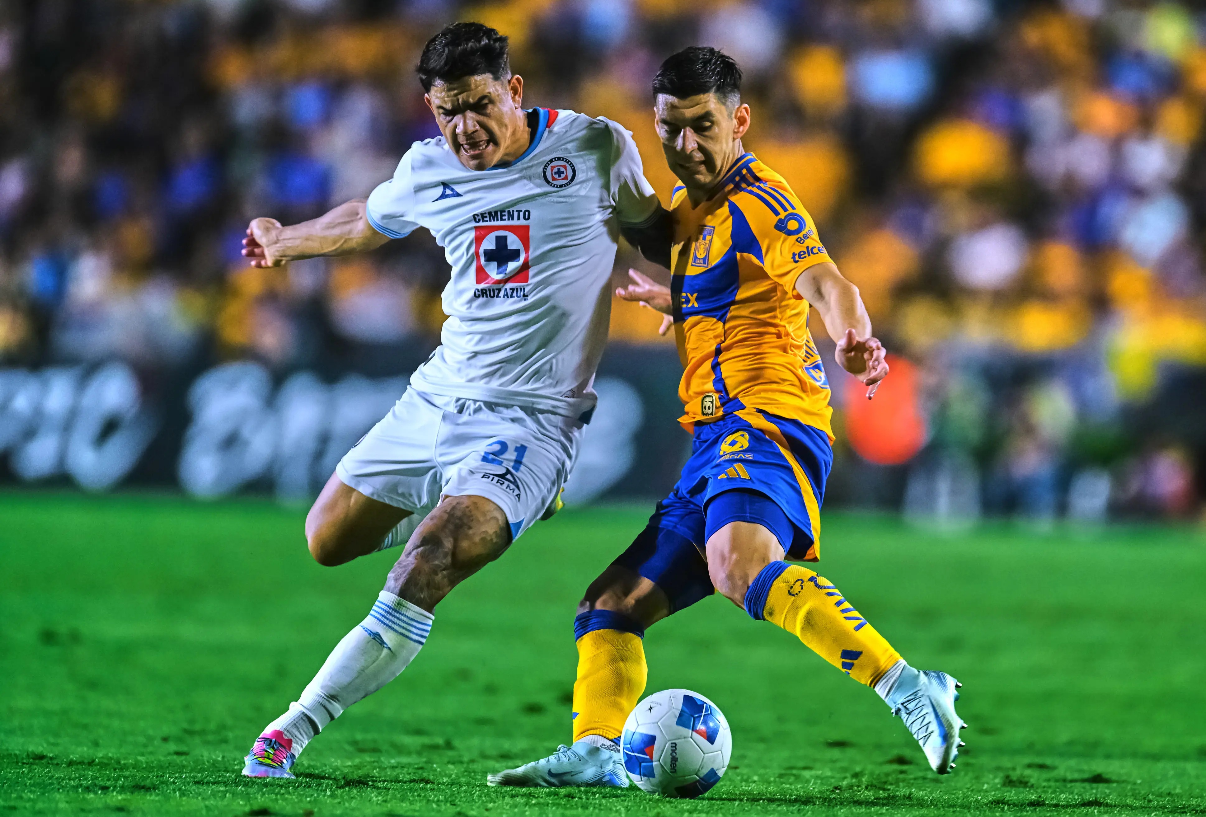Se enfrentan Cruz Azul y Tigres por el pase a la final de ...