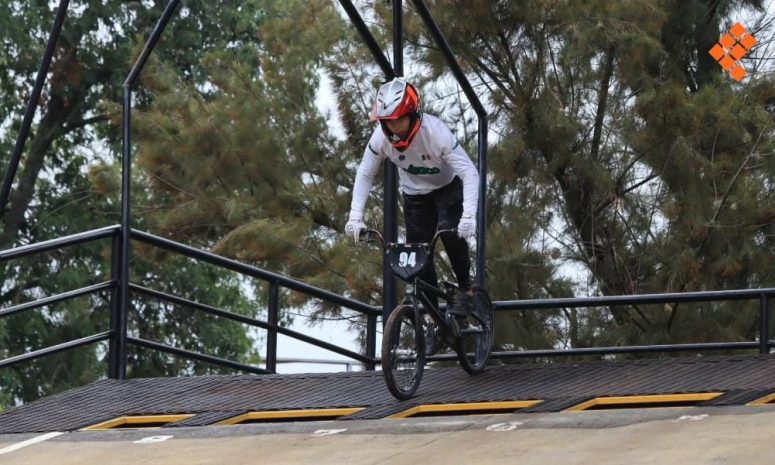 Va ciclista michoacano por medalla a la Olimpiada Nacional