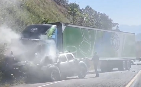 Un muerto y 2 heridos deja accidente en la autopista Siglo 21 ...