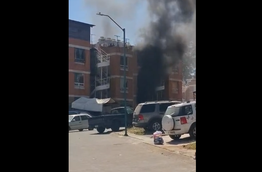 Se registra incendio en vivienda de Las Lomas en Uruapan - Quadratín ...