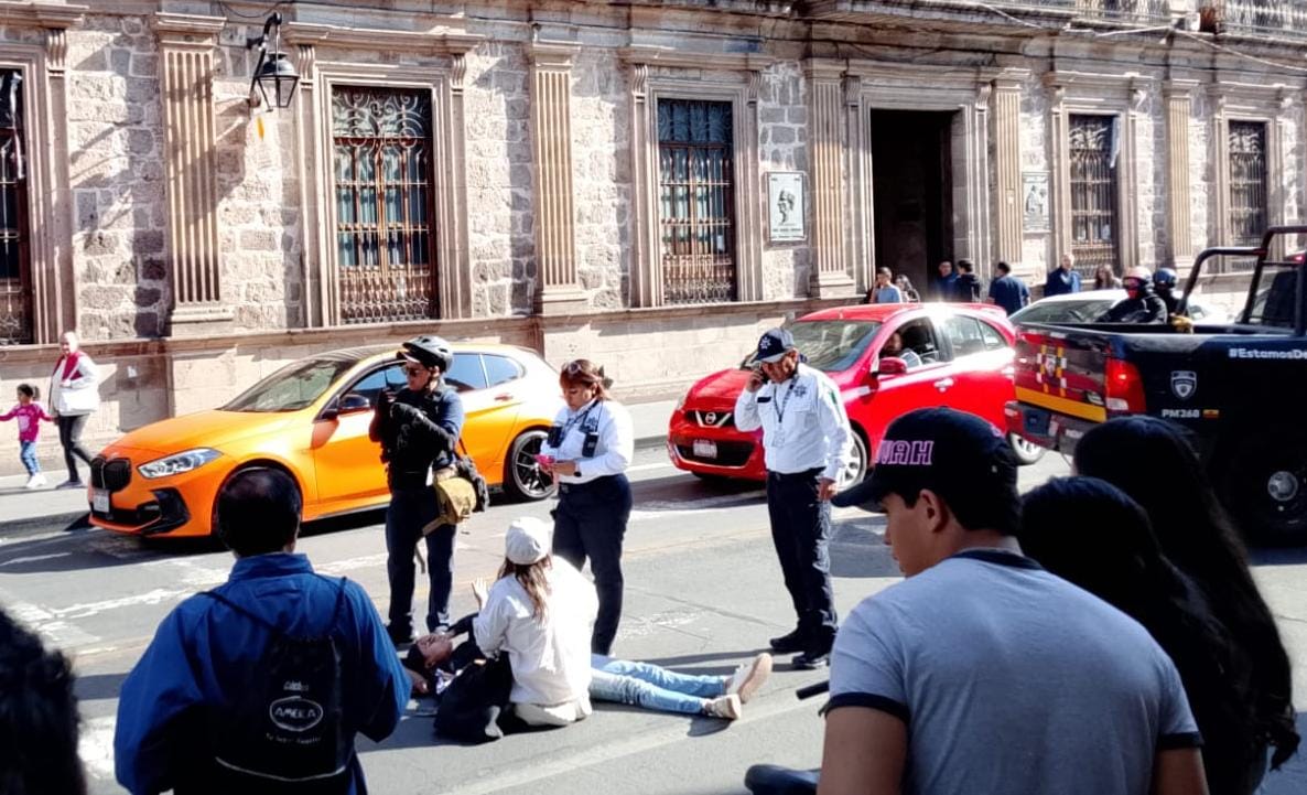 Mujer resulta herida tras ser atropellada en la avenida Madero, Morelia ...
