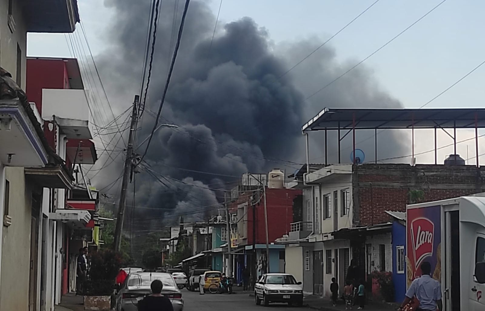 Se registra incendio en taller mecánico de la colonia La Mora, Uruapan ...