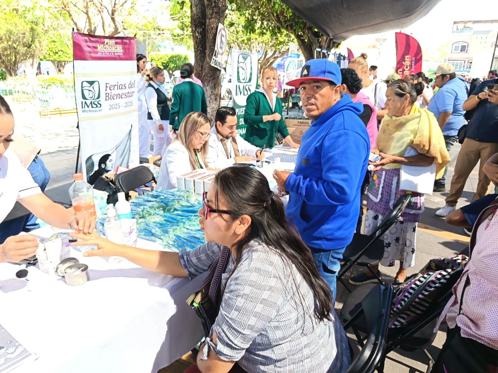 Con limitantes logísticas realizan Feria del Bienestar en Tarímbaro ...