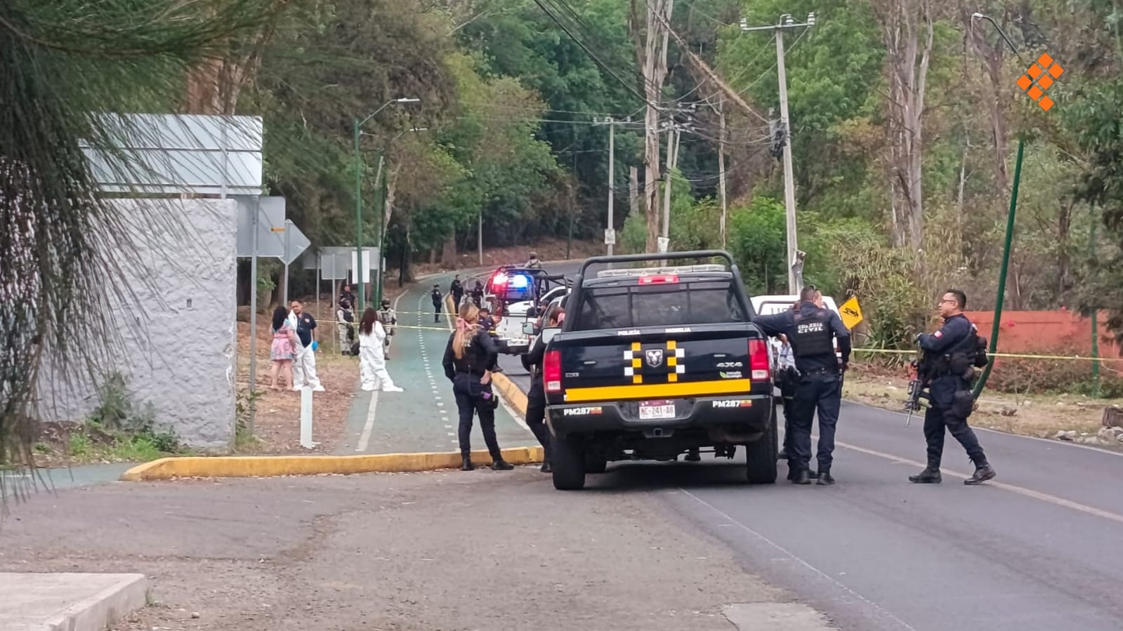 Matan a balazos a hombre dentro de un Chevy al sur de Morelia ...