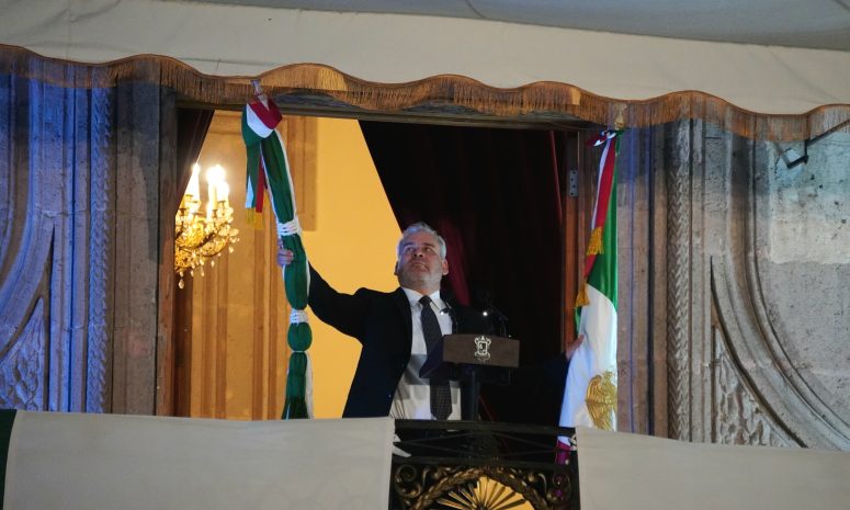 Encabeza Ramírez Bedolla ceremonia del Grito de Independencia