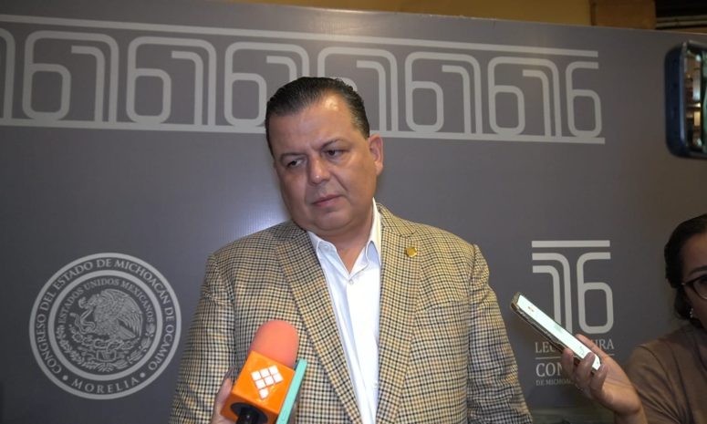 Limoneros de Apatzingán, bajo extorsión; no denuncian: Memo Valencia