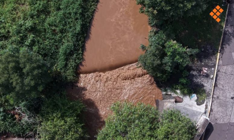 Río Chiquito de Morelia aumenta su cauce; piden limpieza y vigilancia