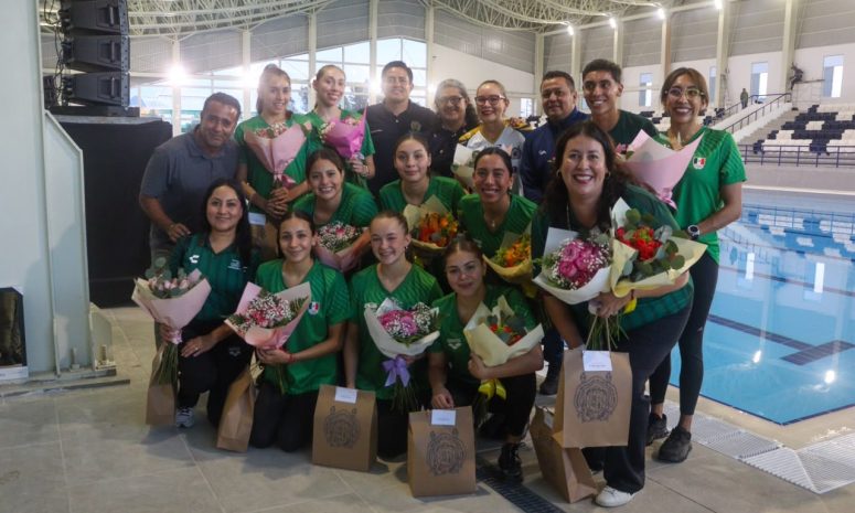 Reconoce Selección de Natación Artística la alberca olímpica de la UMSNH