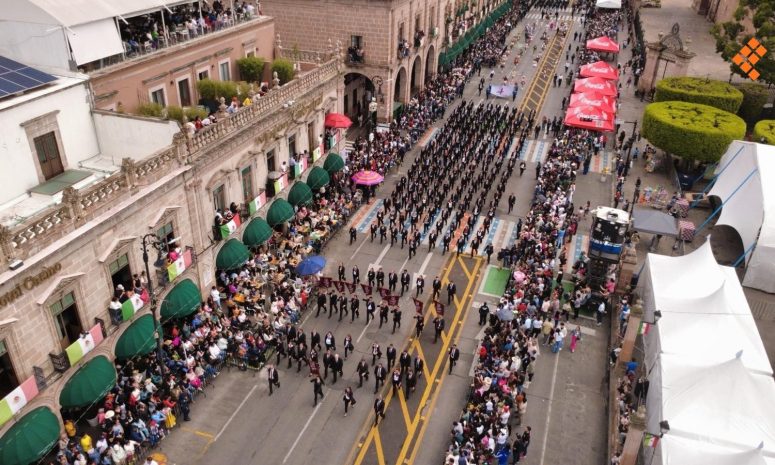 Honran morelianos legado del Siervo de la Nación con desfile