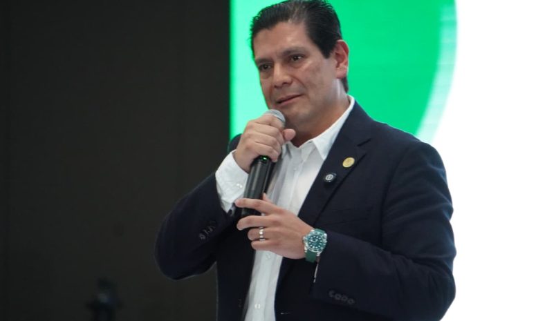 En política, fundamental respetar los acuerdos: Ernesto Núñez
