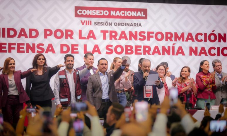 Toma protesta Torres Piña como coordinador de Morena en Michoacán