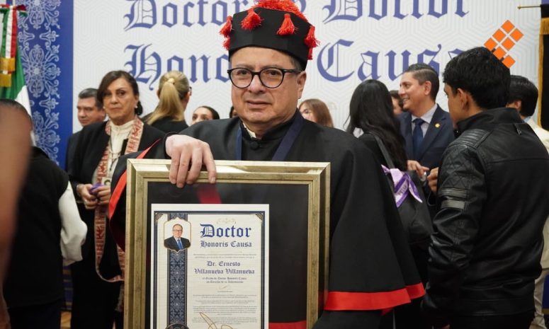 Llama Ernesto Villanueva, doctor honoris causa, a dignificar el saber