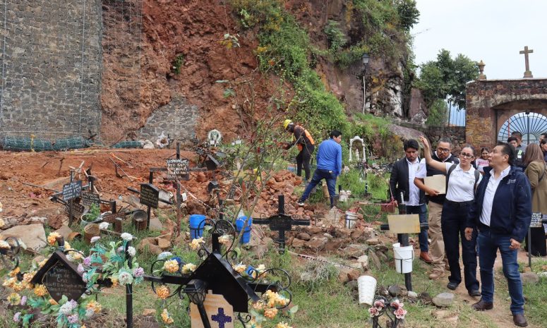 Cerrarán panteón de Janitzio para Noche de Muertos por rehabilitación