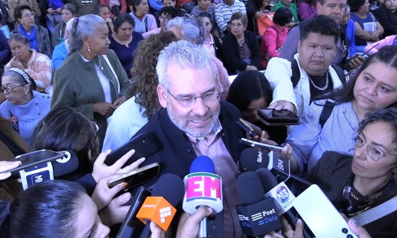 Niega GobMich paro de actividades de Bachoco y Sabropollo en Uruapan