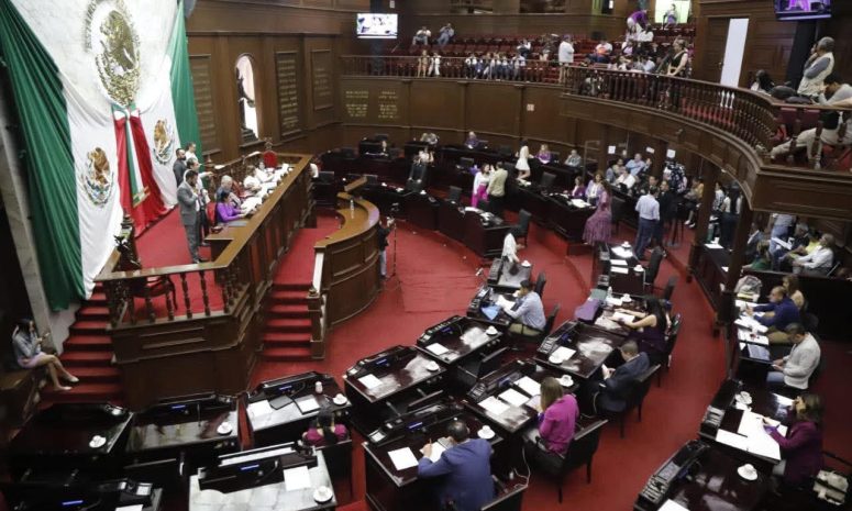 Avanza iniciativa en Michoacán para cesar a notarios por lavado