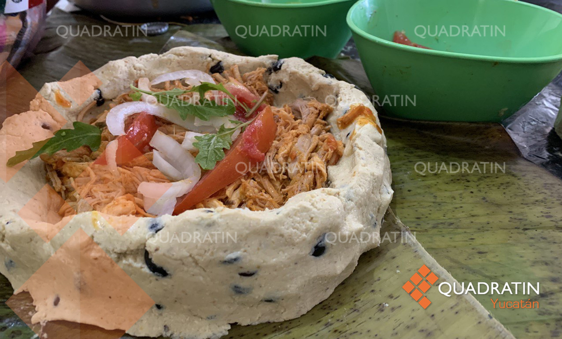 Yucatán: hasta 800 pesos se gastarían familias en elaborar Mucbipollo - Quadratín