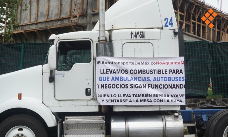 ¡Basta de robos y extorsiones! Inician transportistas marcha en Morelia